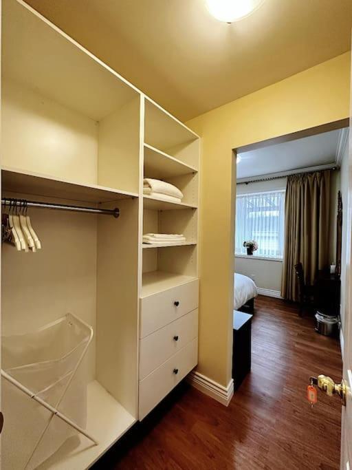 Super Cosy 8Bed & 6Bath In Vancouver Heart Near To Airport And Downtown Exterior foto