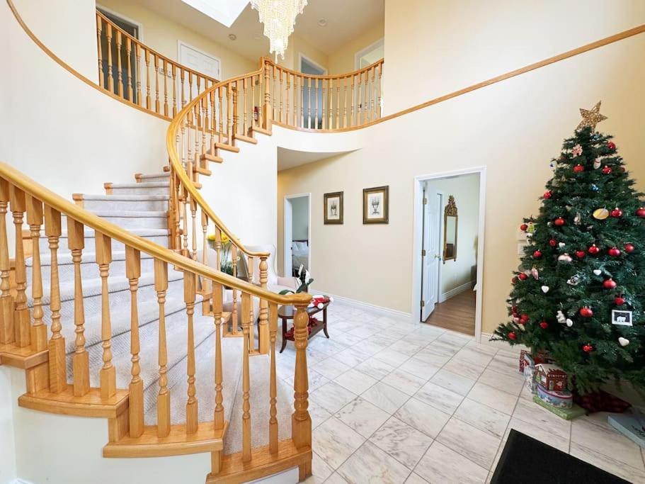 Super Cosy 8Bed & 6Bath In Vancouver Heart Near To Airport And Downtown Exterior foto