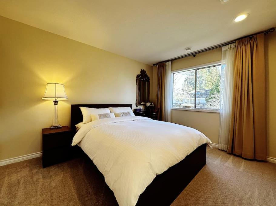 Super Cosy 8Bed & 6Bath In Vancouver Heart Near To Airport And Downtown Exterior foto